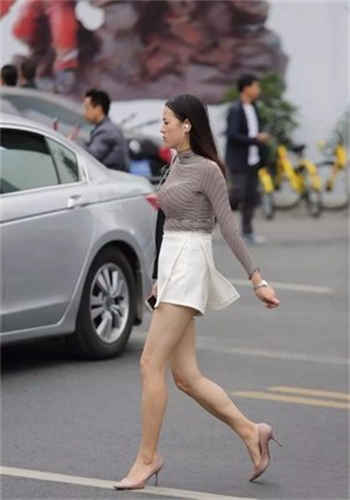 江苏刘老师改成什么名了