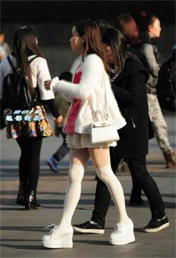 追寻繁星的少年礼包码