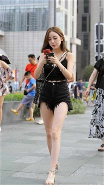 脱美女衣服视频