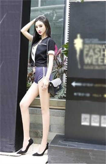 楼下的房客txt无删版