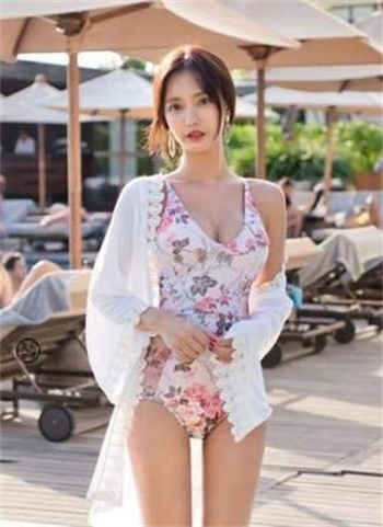 母亲的桃花源一张一合