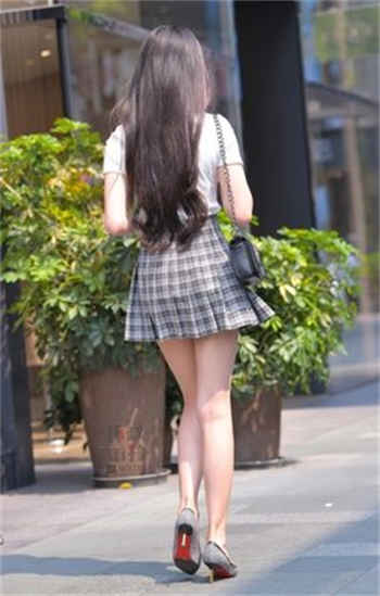 伪娘女仆养成系统