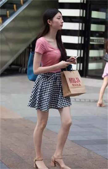 冯提莫可爱的小脚丫