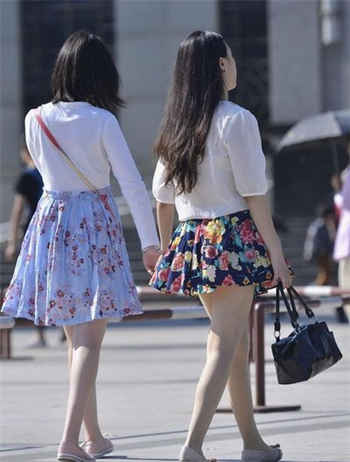 老师花样多快读小说