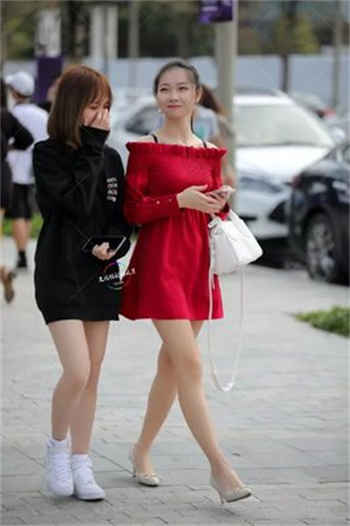 把果冻放在女方oo里面