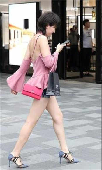 女租客付不起房租自己抵偿