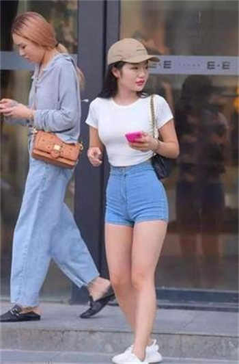 老师骑跨舌奴小说