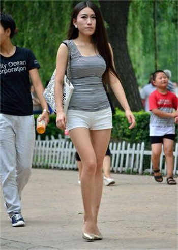 穿成男配的兔子精吧