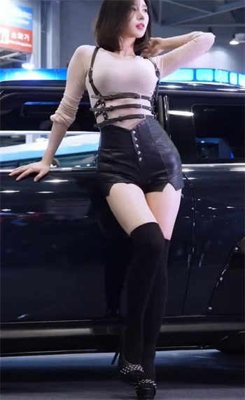 美味的客房沙龙2高清观看