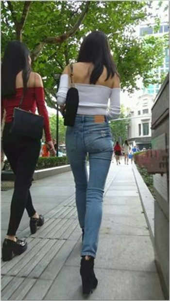 小贝挨打实践视频