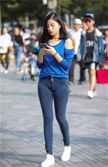 校花被迫当军妓小说