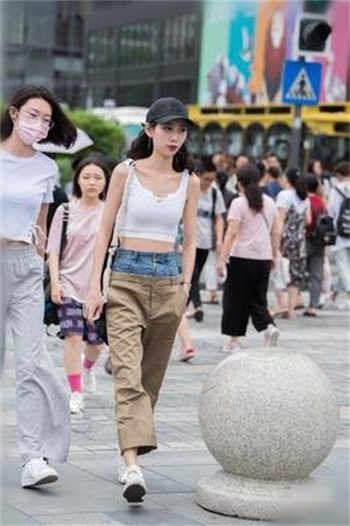 少阿兵宾txt下载房东