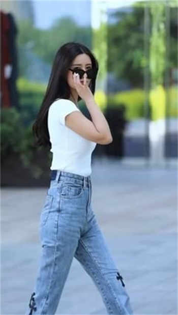 妈妈成为学校的教具小说