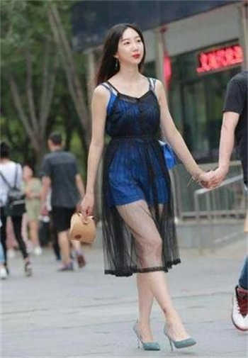 怀了个小妖精回家